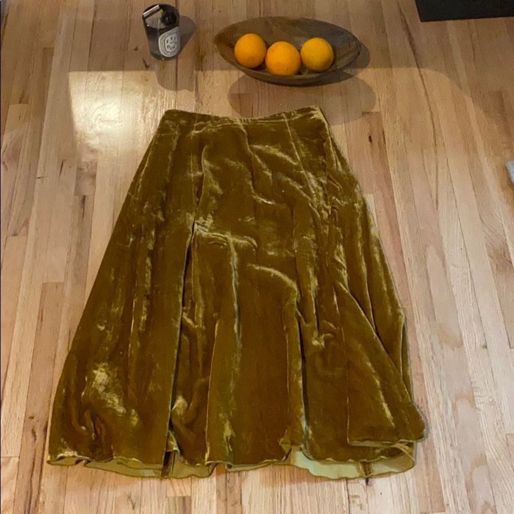 ♥️TOMORROWLAND RICH MUSTARD VELVET SKIRT 34 - Picture 3 of 9